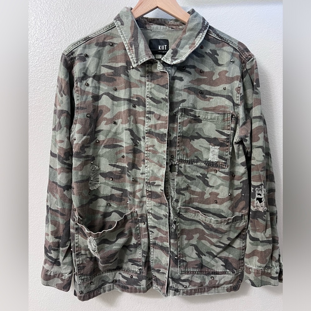 Kut from the Kloth Camo Distressed Studded Jacket Size Large